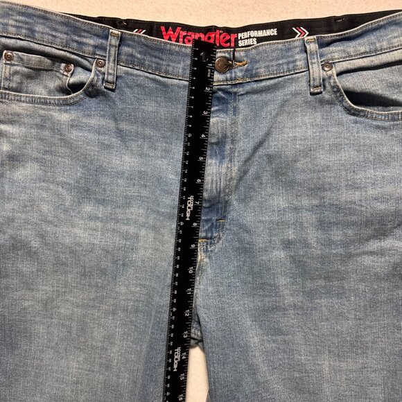 Wrangler Men's Jeans 40x32 Preformance Series Regular Fit - Picture 4 of 9